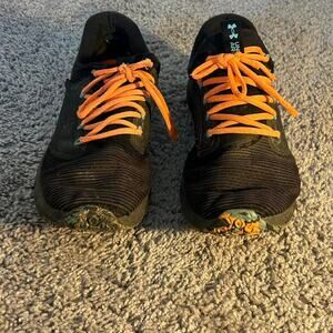 Under armour mens charged vantage